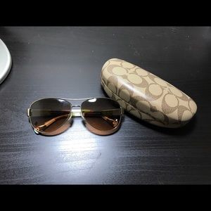 Coach Coach Kristina Gold Aviator Sunglasses